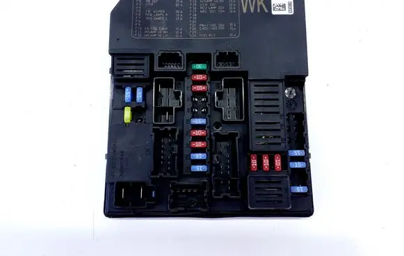 Nissan Leaf II (ZE1) Fuse module 284B75SA3B