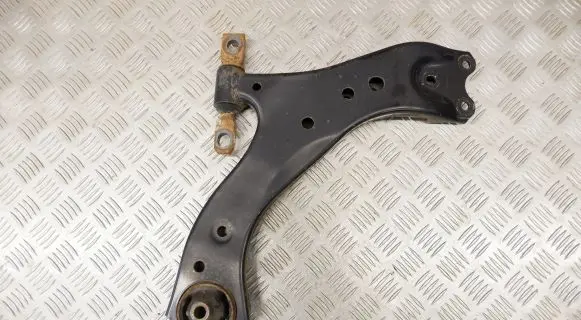 Lexus ES 250 - 300 - 330 Front lower control arm/wishbone 4806833090