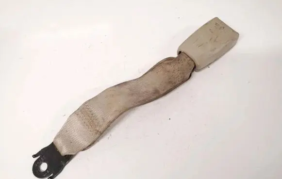 Nissan Micra Rear seatbelt buckle g2288
