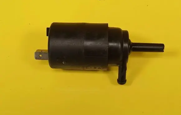 Audi 80 90 S2 B4 Windscreen/windshield washer pump 171955651