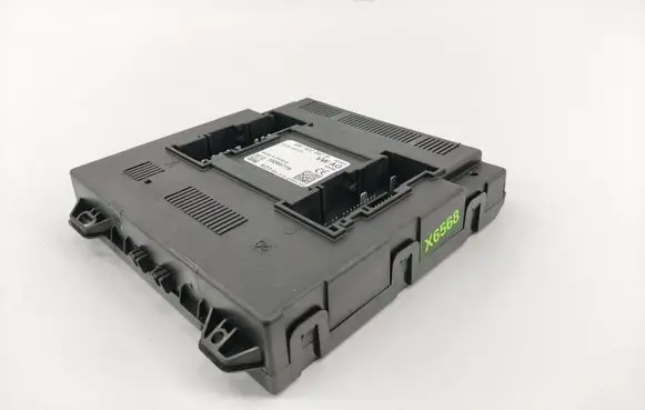 Skoda Fabia Mk2 (5J) Comfort/convenience module 6R7937087P