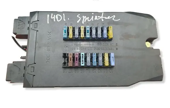 Mercedes-Benz Sprinter W901 W902 W903 W904 Fuse module 0005400650 08501002