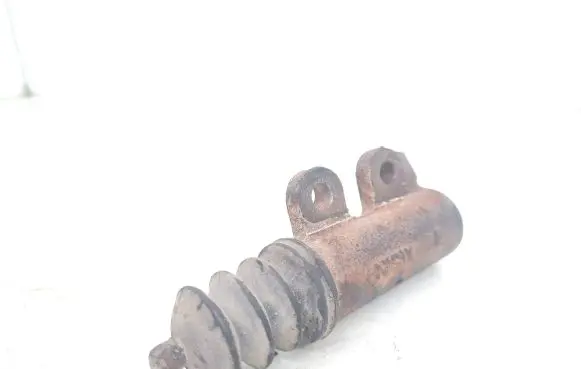 Toyota Avensis T250 Clutch master cylinder