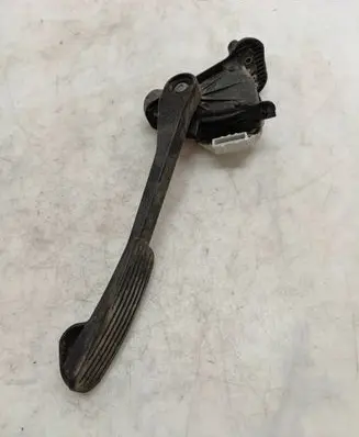 Volvo V70 Accelerator throttle pedal 007769 9496821 B150