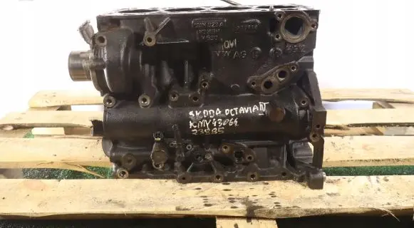 Skoda Octavia Mk3 (5E) Engine block CUN