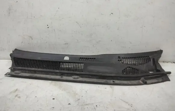 Toyota RAV 4 (XA20) Wiper trim 5570842110