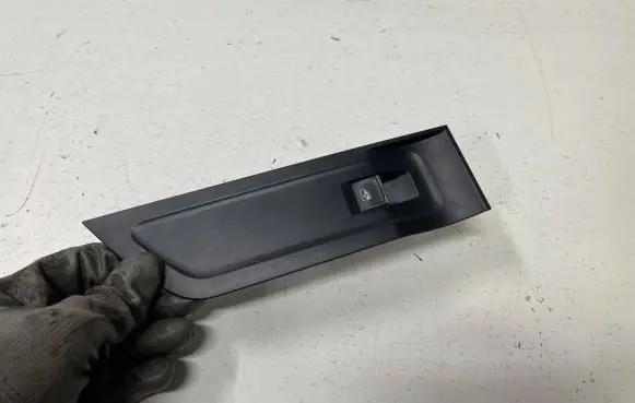 Skoda Superb B8 (3V) Electric window control switch 5G0959855L