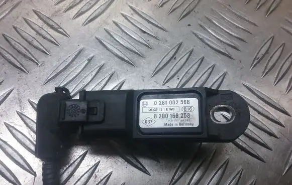 Renault Megane II Air pressure sensor 0284002566 8200168253