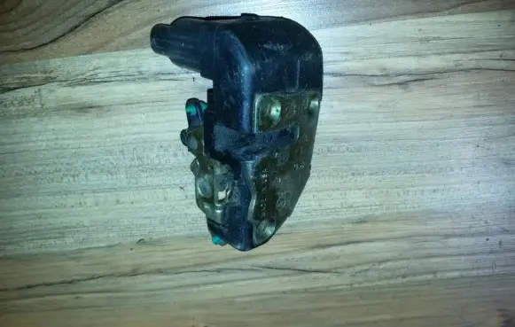 Chrysler Voyager Front door lock