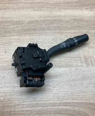 Toyota Avensis T250 Wiper control stalk 173654 8465205170 L99