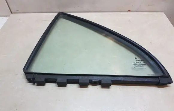 Toyota Avensis T220 Rear vent window glass 43R00048