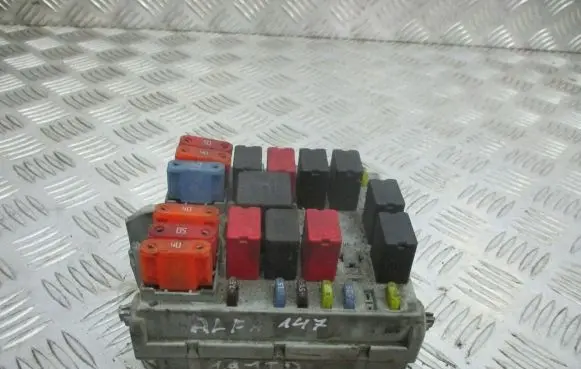 Alfa Romeo 147 Fuse box set