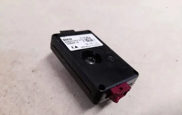 BMW 3 F30 F35 F31 Antenna control unit ea923144303 10859410