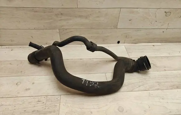 Skoda Octavia Mk2 (1Z) Engine coolant pipe/hose 6Q0122291E