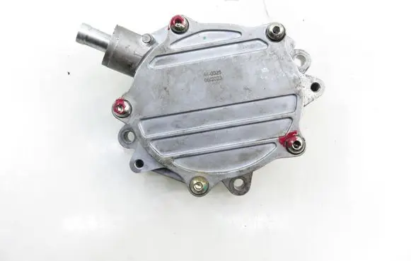 BMW 3 E90 E91 Vacuum pump 