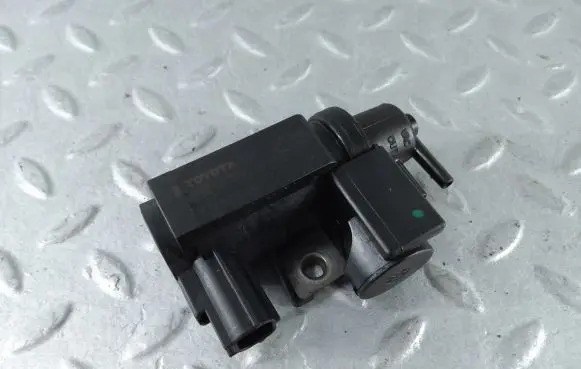 Toyota Avensis T270 Turbo solenoid valve 258600R010