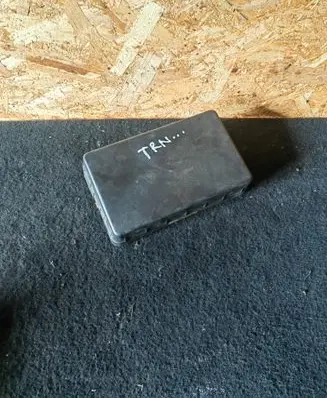 Hyundai Terracan Fuse box cover 