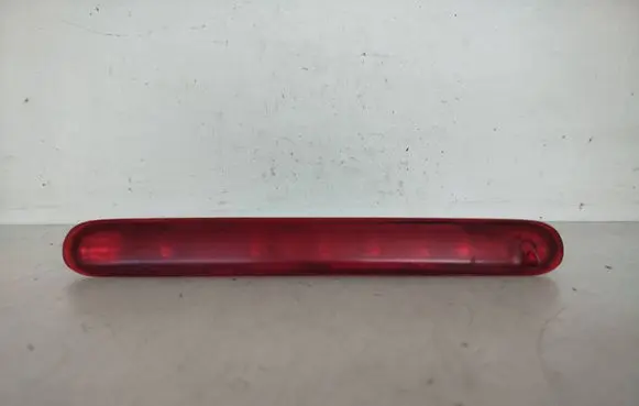Hyundai i20 (PB PBT) Third/center stoplight 12282 8302
