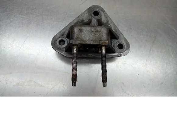 Peugeot 607 Engine mounting bracket 5U3Q6A060AA