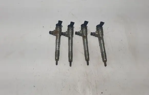 Mercedes-Benz Citan II Fuel injector 8201636333