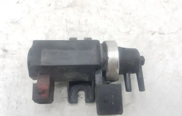 BMW 3 E46 Vacuum valve 2247906 72279600 04T075