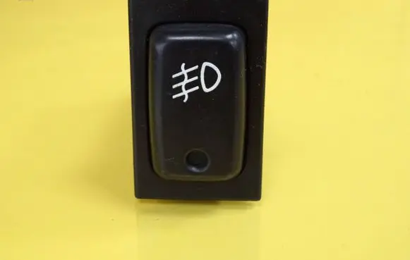 Suzuki Swift I Fog light switch SE128