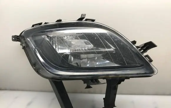 Opel Astra J Front fog light 680411 13293623 662588537