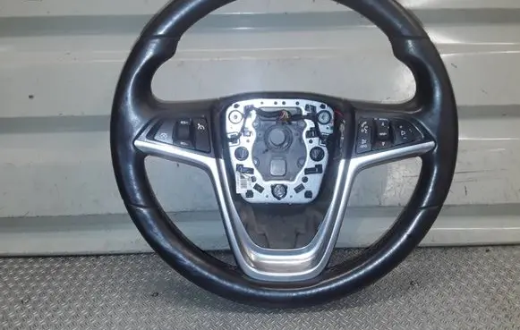 Opel Insignia A Steering wheel 13316547