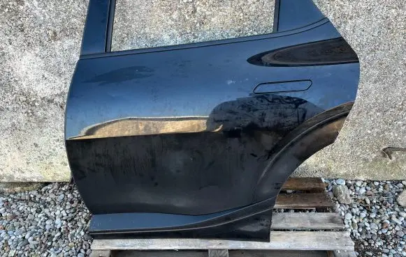 KIA EV6 Rear door