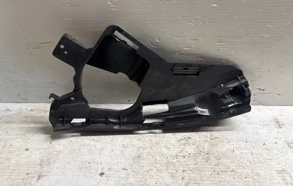 Volvo XC60 Headlight/headlamp mounting bracket 31383885