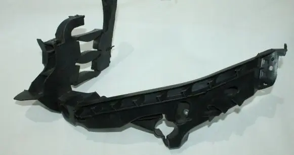 Audi A4 S4 B8 8K Headlight/headlamp mounting bracket 13370411