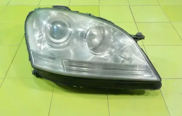 Mercedes-Benz ML W164 Headlight/headlamp PRZOD