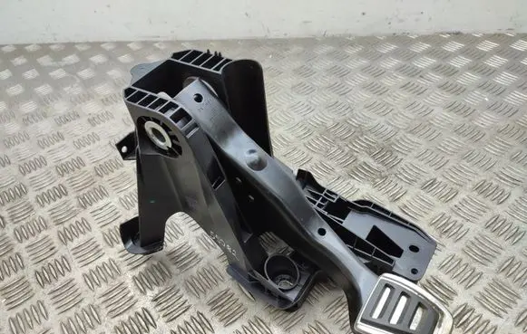Volkswagen Golf Sportsvan Brake pedal 5Q1721058DP