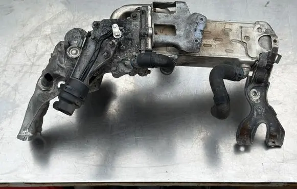 Mercedes-Benz Sprinter W906 EGR valve cooler A6511400675 A2C87494500 A6511400660