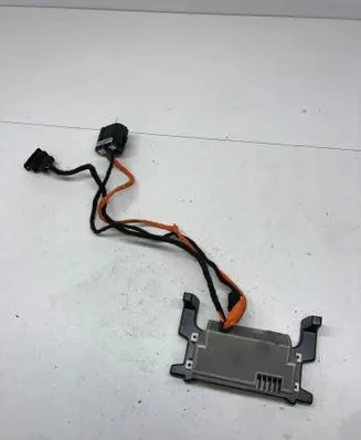 Volkswagen PASSAT B8 Voltage converter inverter 5Q0907155C