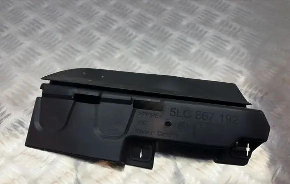Volvo XC40 Other body part 5LC867192