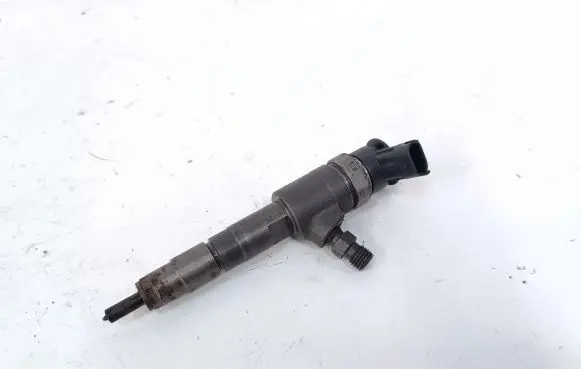 Ford Mondeo MK V Fuel injector CV6Q9F593AA 0445110489