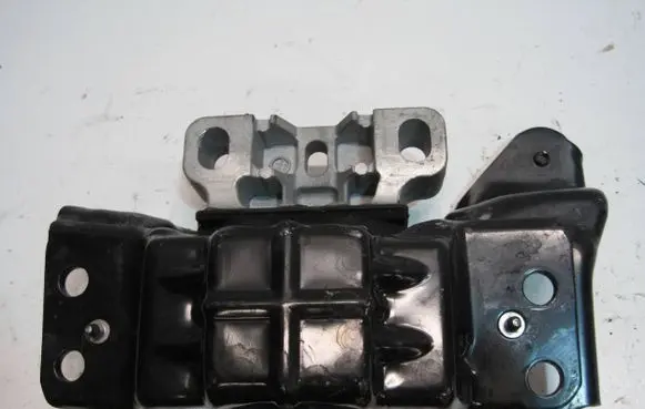 Skoda Superb B8 (3V) Engine mount bracket 2Q0199555BC