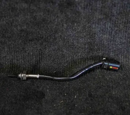 BMW 3 E90 E91 Oil temperature sensor 85069957804177