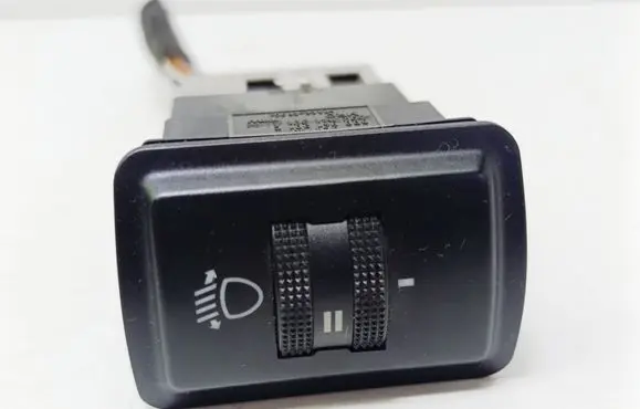 Audi A4 S4 B5 8D Headlight level height control switch 8D0941301C