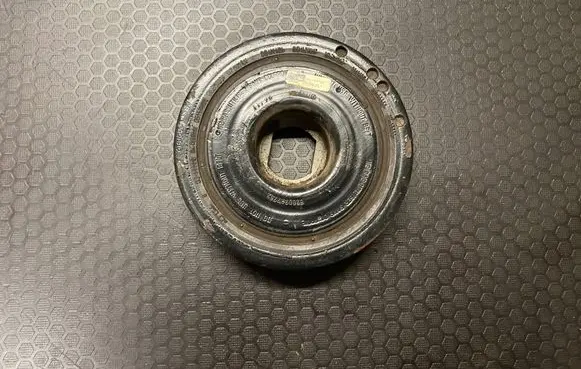 Opel Vivaro Crankshaft pulley 8200757762