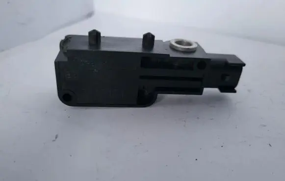 Ford Mondeo Mk III Airbag deployment crash/impact sensor 1S7T14B342AC 23BB079BC371