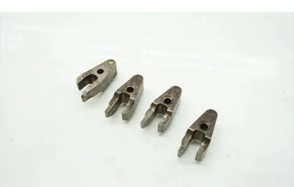 Mercedes-Benz E W212 Fuel Injector clamp holder 