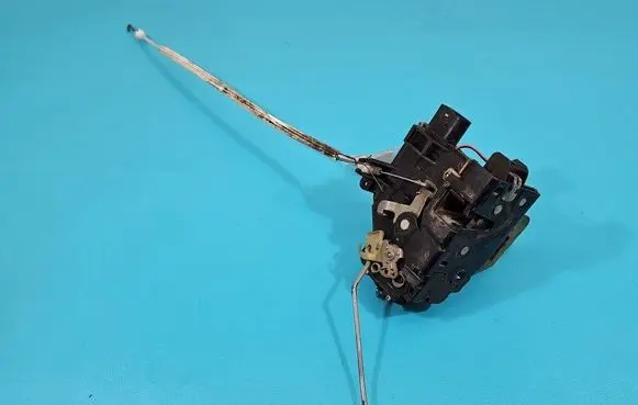 Audi A6 S6 C5 4B Front door lock IMPRK1446101