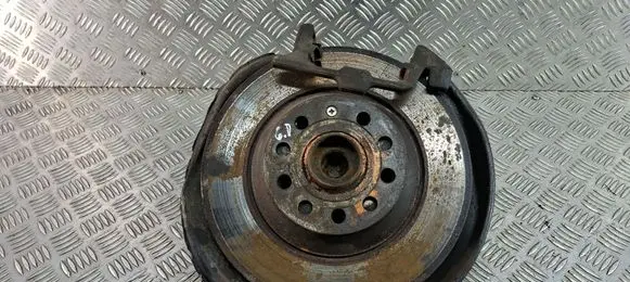 Audi A6 S6 C6 4F Rear wheel hub spindle/knuckle 