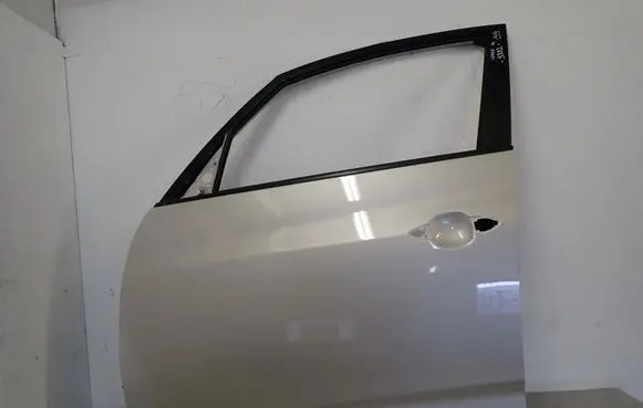 KIA Venga Rear door