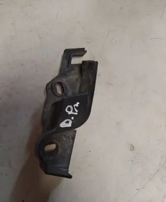 Audi A4 S4 B8 8K Front bumper mounting bracket 8K0807284H