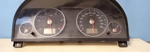 Ford Mondeo Mk III Speedometer (instrument cluster) 3S7T10849