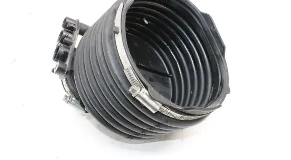 Mercedes-Benz GLA W156 Air intake hose/pipe A1330900437