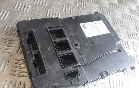 Renault Megane II Comfort/convenience module 8200780025 8200712555 82007780025